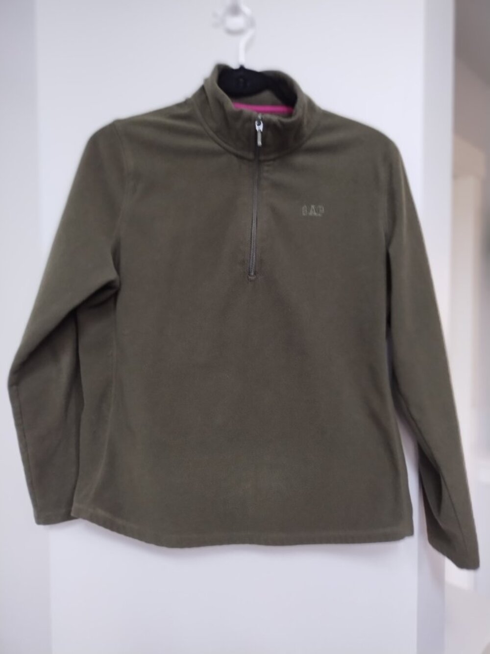 Gap 1/4 zip fleece sweater
